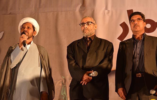 تصاویر4/تقدیر از مبارزین انقلابی خارجی در همایش بوشهر
